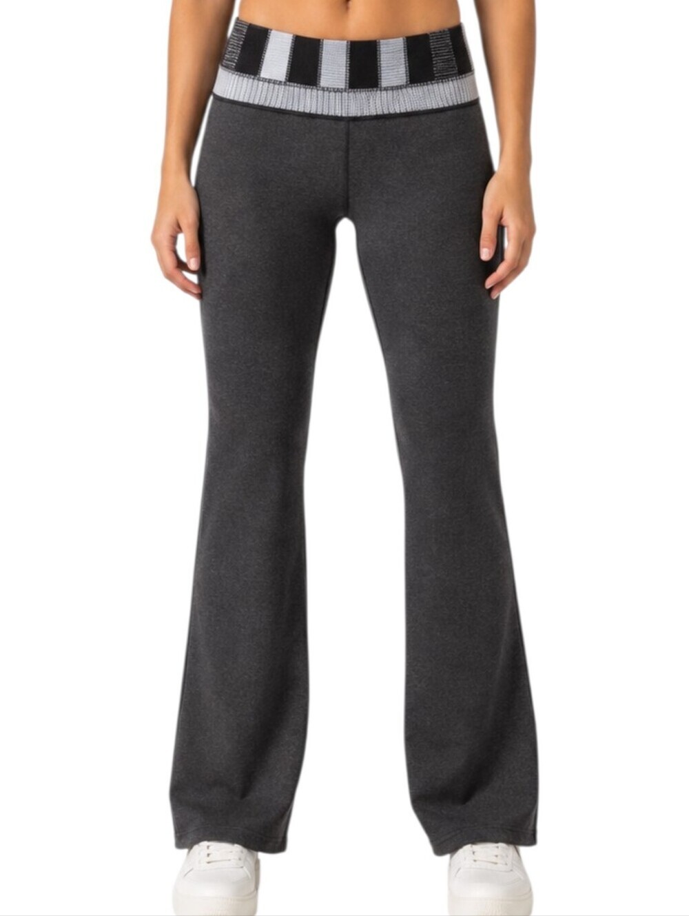 Lululemon Groove Pant Women 6 Heathered Deep Coal Quilted Flare Yoga
